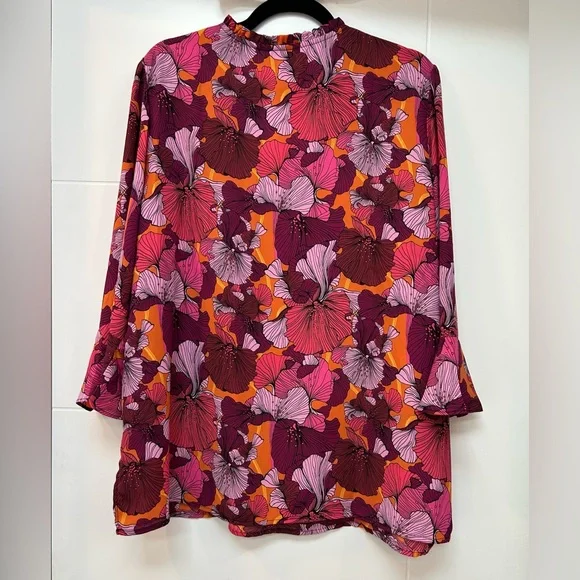 The Pioneer Woman Ruffle Neck Blouse with Flounce Sleeve - Picture 6 of 12